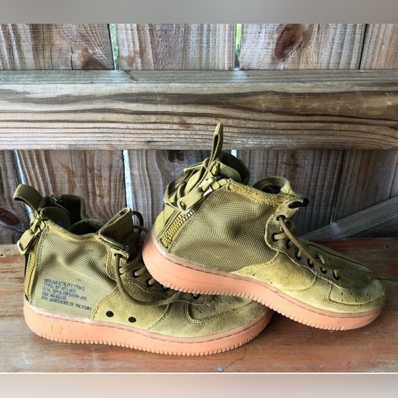 Nike Air SF AF1 MID Urban Utility FTWR Goddess of Victory Green Size 5Y - Picture 13 of 13